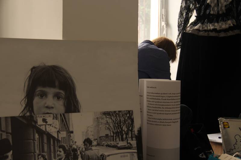 preparations for heavy lace exhibition